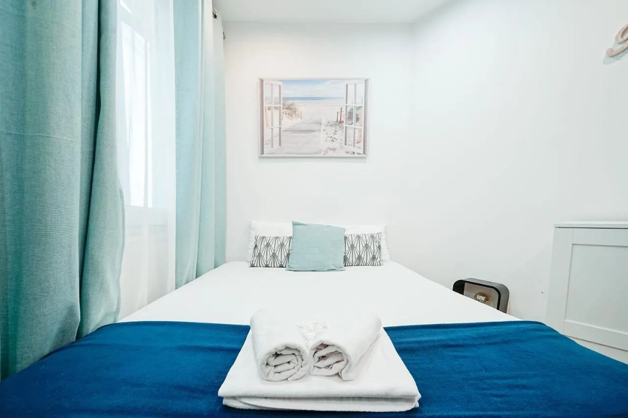 Well Located Flat For 2 People Near Montmartre And Opera Apartment Paris